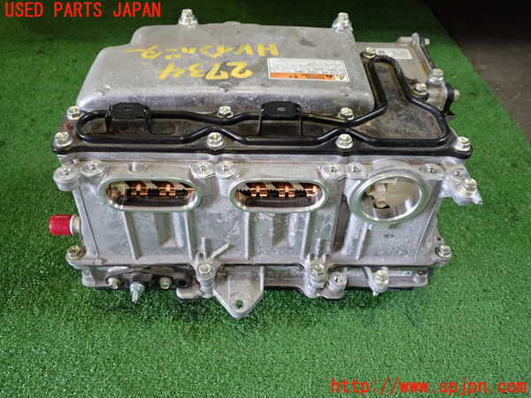 1UPJ-27346916]エスクァイアハイブリッド(ZWR80G)インバーターコンバーター 中古_m0004.jpg