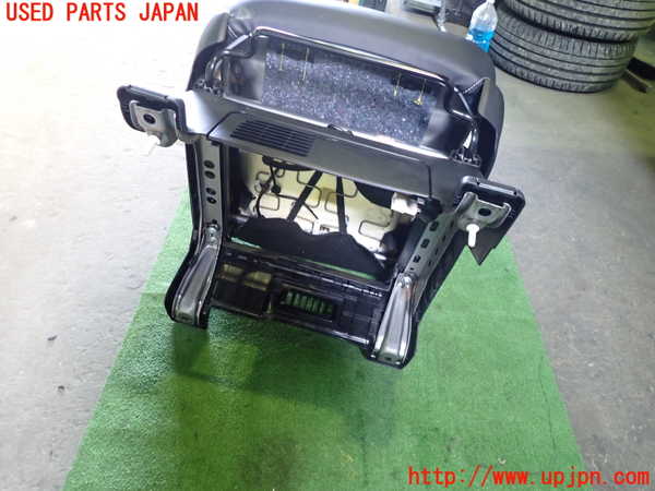 1UPJ-27347065]エスクァイアハイブリッド(ZWR80G)助手席シート 中古_m0005.jpg