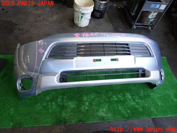 2UPJ-27351010]アウトランダーPHEV(GG2W)フロントバンパー 中古_m0001.jpg