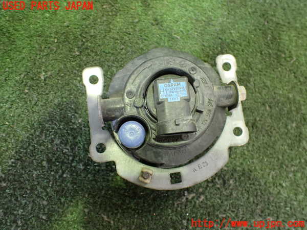 5UPJ-27351180]アウトランダーPHEV(GG2W)右フォグ 中古_m0003.jpg
