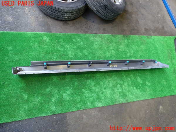 2UPJ-27351390]アウトランダーPHEV(GG2W)右サイドステップ 中古_m0004.jpg