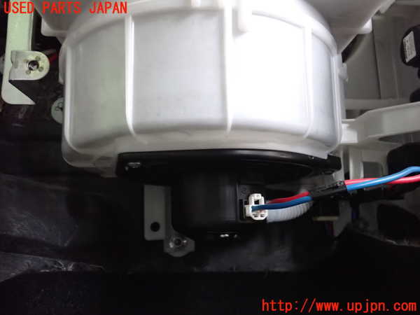 2UPJ-27356081]アウトランダーPHEV(GG2W)エバポレーター1 中古_m0004.jpg