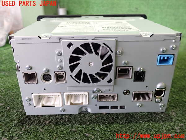 2UPJ-27356589]アウトランダーPHEV(GG2W)カーナビゲーション HDD 中古_m0002.jpg