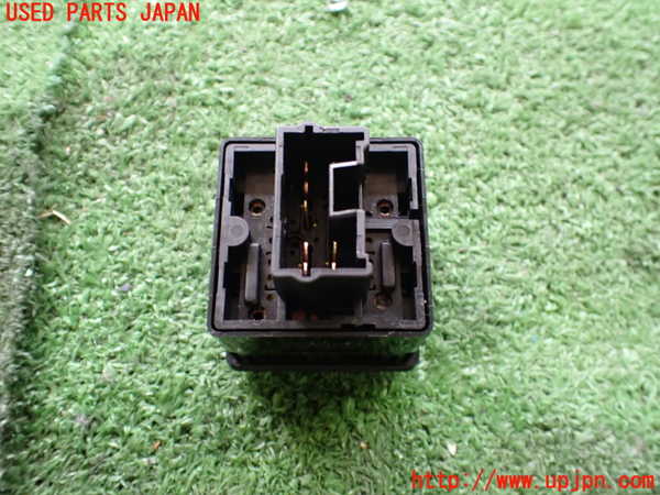 2UPJ-27356309]アウトランダーPHEV(GG2W)スイッチ4 (シート) 中古_m0002.jpg