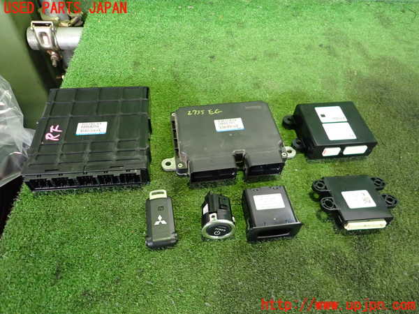 5UPJ-27356110]アウトランダーPHEV(GG2W)エンジンコンピューター 中古_m0001.jpg