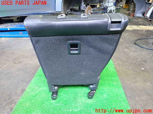 2UPJ-27357145]アウトランダーPHEV(GG2W)右2列目シート 中古_m0004.jpg