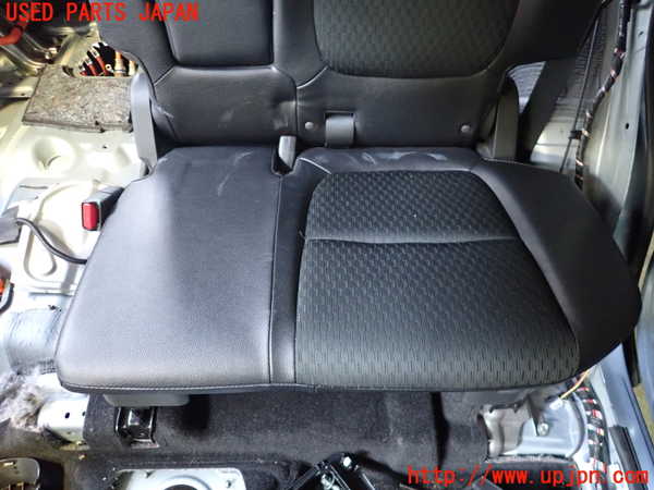 2UPJ-27357175]アウトランダーPHEV(GG2W)左2列目シート 中古_m0003.jpg