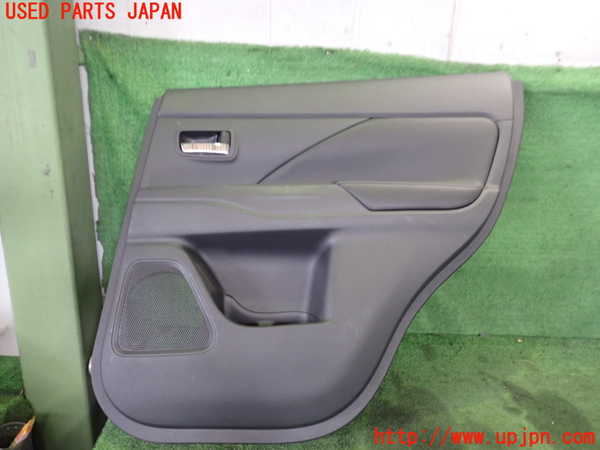 2UPJ-27351294]アウトランダーPHEV(GG2W)右後ドア内張り 中古_m0001.jpg