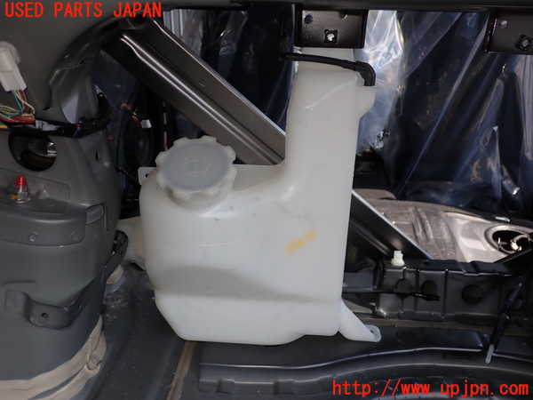 2UPJ-27366791]ランエボ10(CZ4A)ウォッシャータンク1 中古_m0001.jpg
