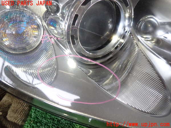 2UPJ-27371130]VW トゥアレグ(7LBMVA)右ヘッドライト HID 中古_m0002.jpg
