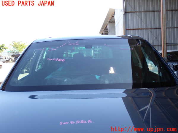 2UPJ-27371195]VW トゥアレグ(7LBMVA)フロントガラス (43R-00168) 中古_m0001.jpg