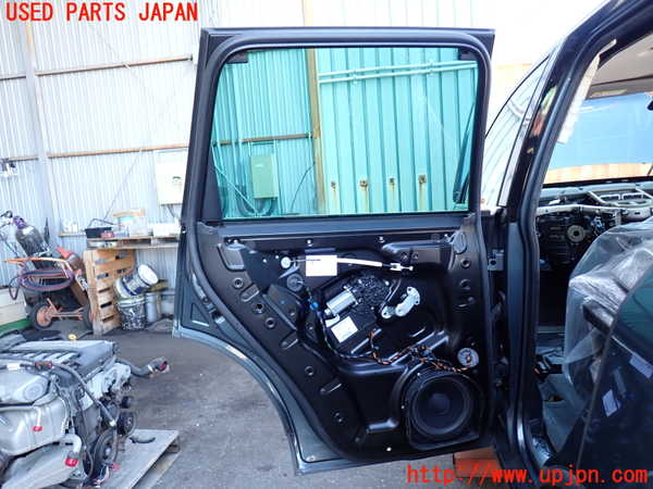 2UPJ-27371320]VW トゥアレグ(7LBMVA)左後ドア (43R-000023) 中古_m0005.jpg
