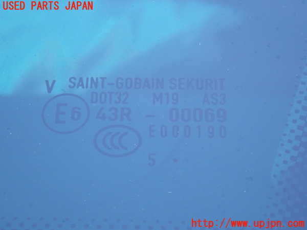 2UPJ-27371380]VW トゥアレグ(7LBMVA)右クォーターガラス (43R-00069) 中古_m0002.jpg