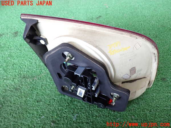 2UPJ-27371550]VW トゥアレグ(7LBMVA)右リアフィニッシャー 中古_m0002.jpg