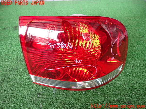 2UPJ-27371530]VW トゥアレグ(7LBMVA)右テールランプ 中古_m0001.jpg