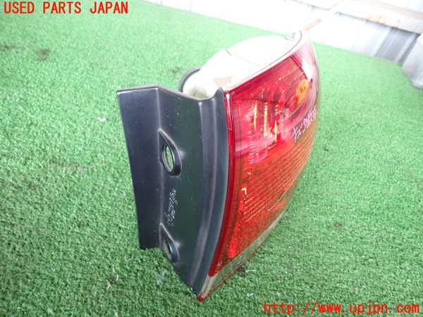 2UPJ-27371530]VW トゥアレグ(7LBMVA)右テールランプ 中古_m0002.jpg