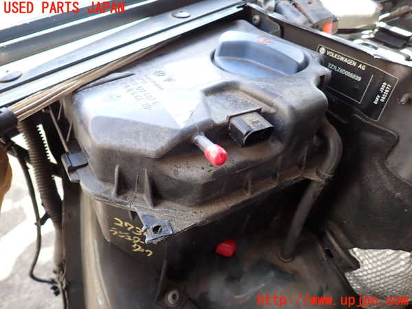 2UPJ-27372410]VW トゥアレグ(7LBMVA)ラジエータータンク 中古_m0001.jpg