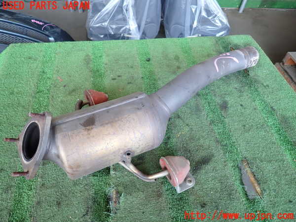 2UPJ-27372661]VW トゥアレグ(7LBMVA)触媒1 中古_m0005.jpg