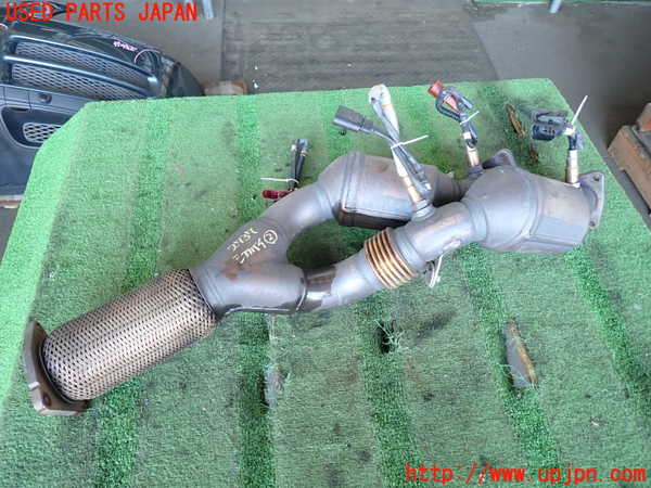 2UPJ-27372662]VW トゥアレグ(7LBMVA)触媒2 中古_m0001.jpg