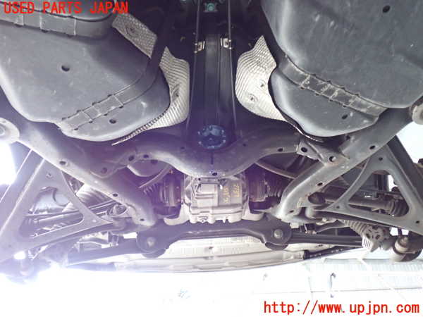 2UPJ-27375295]VW トゥアレグ(7LBMVA)リアメンバー 中古_m0002.jpg