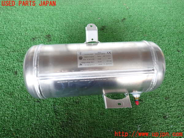 2UPJ-27375530]VW トゥアレグ(7LBMVA)エアサスタンク 中古_m0002.jpg