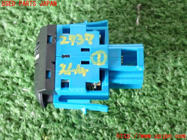 2UPJ-27376306]VW トゥアレグ(7LBMVA)スイッチ1 (照度調整) 中古_m0002.jpg