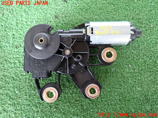 2UPJ-27376775]VW トゥアレグ(7LBMVA)リアワイパーモーター 中古_m0001.jpg