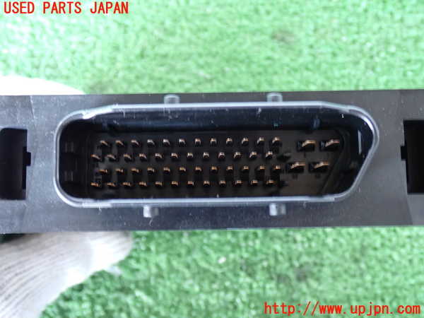 2UPJ-27376146]VW トゥアレグ(7LBMVA)コンピューター1 中古_m0002.jpg