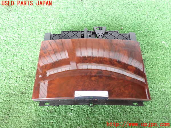 2UPJ-27377821]VW トゥアレグ(7LBMVA)灰皿1 中古_m0001.jpg