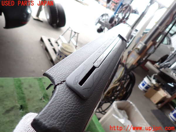 2UPJ-27371324]VW トゥアレグ(7LBMVA)左後ドア内張り 【ジャンク品】 中古_m0003.jpg