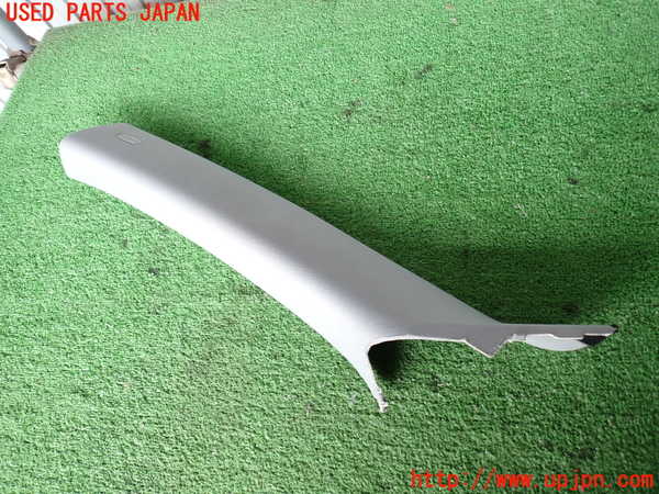 2UPJ-27377660]VW トゥアレグ(7LBMVA)左フロントピラートリム 中古_m0001.jpg