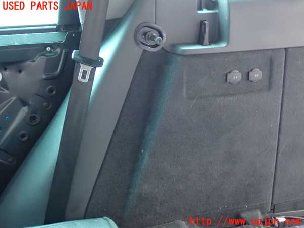 2UPJ-27377675]VW トゥアレグ(7LBMVA)右リアピラートリム 中古_m0003.jpg