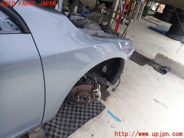 5UPJ-27401080]ボルボ・V60(FD4204T)右前フェンダー 中古_m0003.jpg