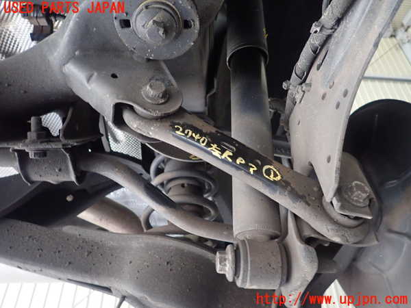 5UPJ-27405226]ボルボ・V60(FD4204T)左リアロアアーム1 中古_m0001.jpg