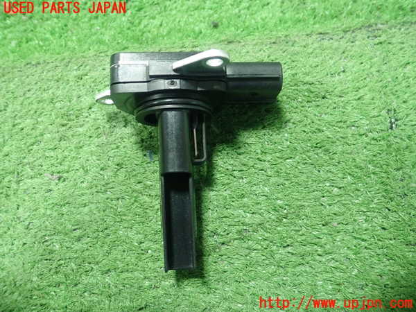 5UPJ-27406320]ボルボ・V60(FD4204T)エアフロメーター 中古_m0002.jpg