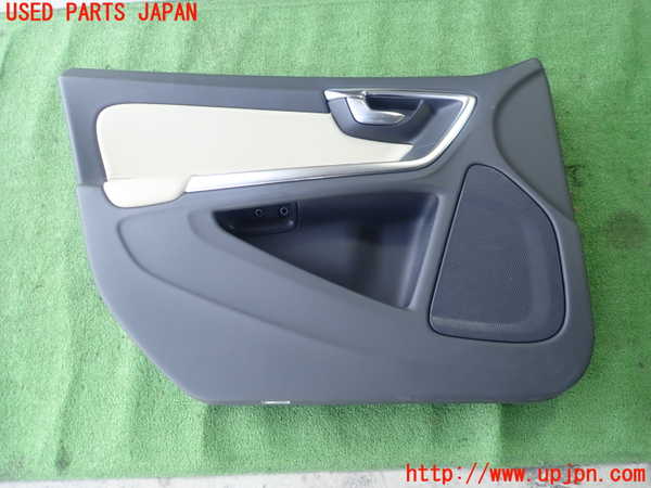 1UPJ-27401264]ボルボ・V60(FD4204T)左前ドア内張り 中古_m0001.jpg