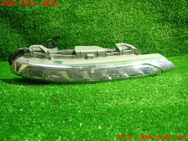 1UPJ-27411180]ベンツ CLS350 シューティングブレーク(218959 X218)右フォグ 中古_m0001.jpg