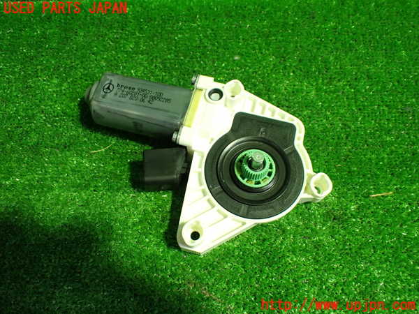 1UPJ-27411266]ベンツ CLS350 シューティングブレーク(218959 X218)左前レギュレーターモーター 中古_m0001.jpg
