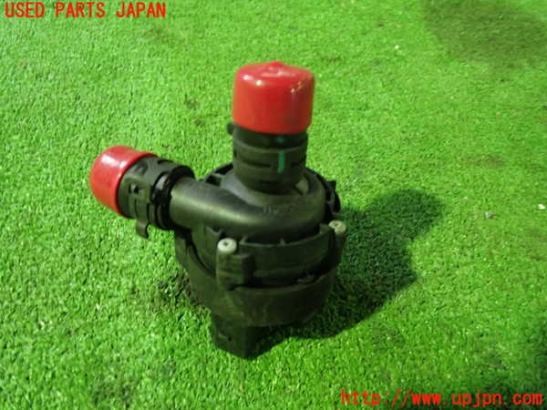 1UPJ-27412110]ベンツ CLS350 シューティングブレーク(218959 X218)ウォーターポンプ 中古_m0002.jpg