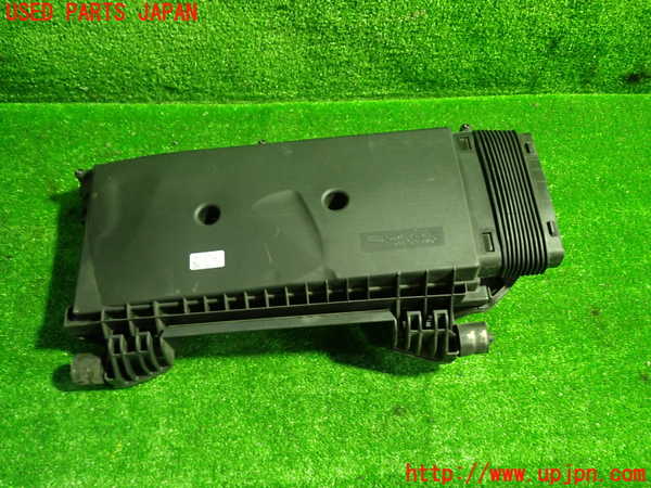 1UPJ-27412560]ベンツ CLS350 シューティングブレーク(218959 X218)エアクリーナーボックス 中古_m0001.jpg