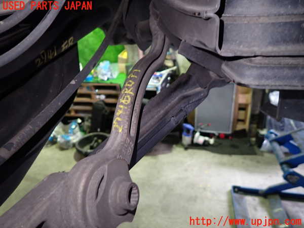 1UPJ-27415200]ベンツ CLS350 シューティングブレーク(218959 X218)右リアロアアーム1 中古_m0001.jpg