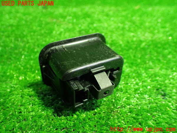 1UPJ-27416308]ベンツ CLS350 シューティングブレーク(218959 X218)スイッチ3 (トランク) 中古_m0002.jpg