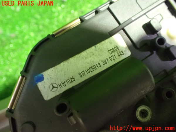 1UPJ-27416770]ベンツ CLS350 シューティングブレーク(218959 X218)フロントワイパーモーター 中古_m0002.jpg