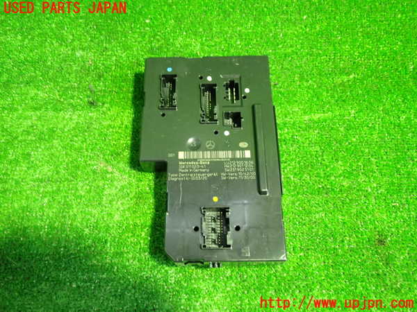 1UPJ-27416155]ベンツ CLS350 シューティングブレーク(218959 X218)コンピューター10 (A 212 900 18 00) 中古_m0001.jpg