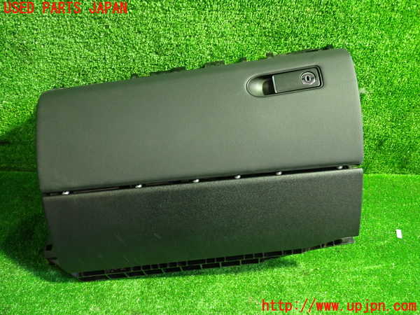 1UPJ-27417516]ベンツ CLS350 シューティングブレーク(218959 X218)グローブボックス1 中古_m0001.jpg