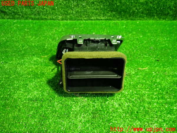 1UPJ-27417527]ベンツ CLS350 シューティングブレーク(218959 X218)エアコン吹き出し口2 (左) 中古_m0002.jpg