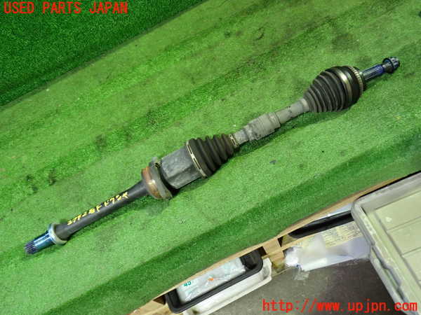 1UPJ-27424010]ヴォクシー(ノア)(ZRR80G)右フロントドライブシャフト 中古_m0001.jpg