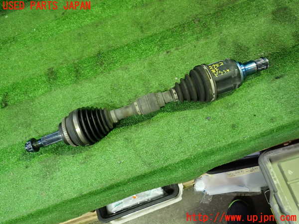 1UPJ-27424015]ヴォクシー(ノア)(ZRR80G)左フロントドライブシャフト 中古_m0001.jpg