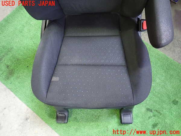 1UPJ-27427035]ヴォクシー(ノア)(ZRR80G)運転席シート 中古_m0003.jpg