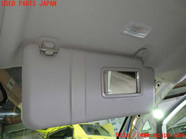 5UPJ-27427625]ヴォクシー(ノア)(ZRR80G)室内サンバイザー右側 中古_m0003.jpg